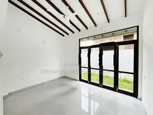 Modern Family House for Sale – piliyandala