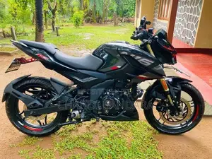 Bajaj Pulsar N160 Premium 2025