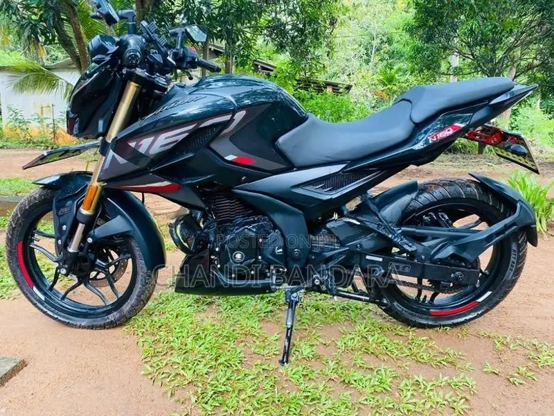 Bajaj Pulsar N160 Premium 2025