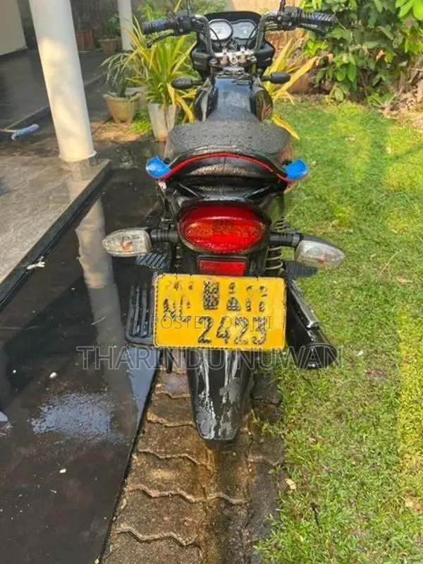 Bajaj Platina 2021