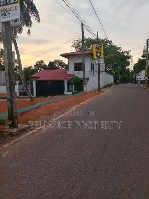 Honnanthara සැනසිලිදායි පරිසරයක ජීවන ගමන අරඹන්න නියම බිම් කොටස