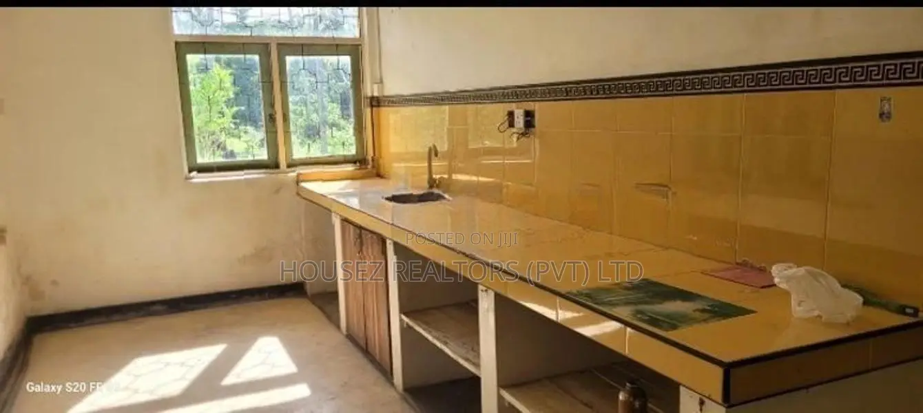 House with Land for Sale Hikkaduwa