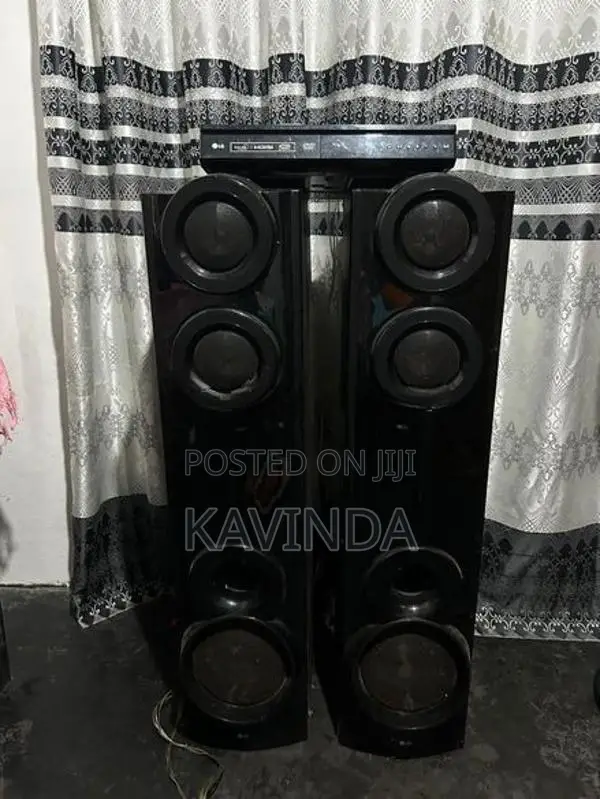 LG Home Theater with 2 Tower Speaker 1000w