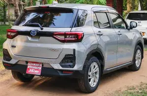 Daihatsu Rocky Hybrid X 2025