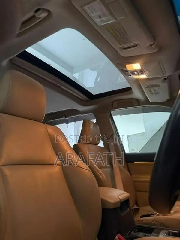 Toyota Land Cruiser Prado TX 150 2015