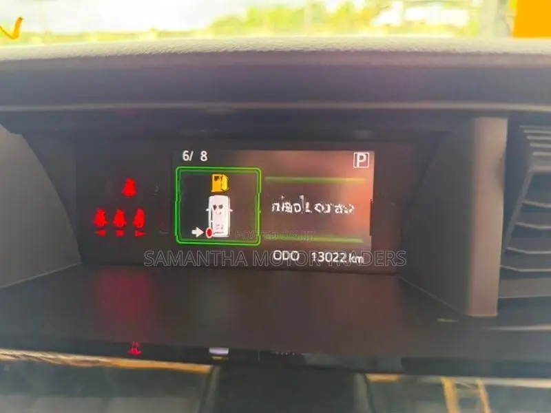 Toyota Roomy Custom GT 2024