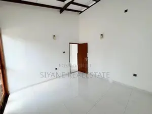 Beautiful Modern House for Sale in Athurugiriya
