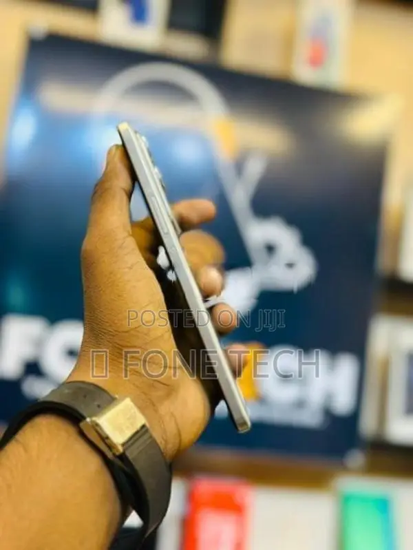 iqoo Z10x 5G 6GB 128GB (Used)