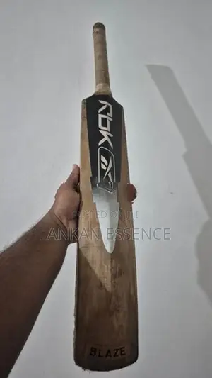 RBK Cricket Bat