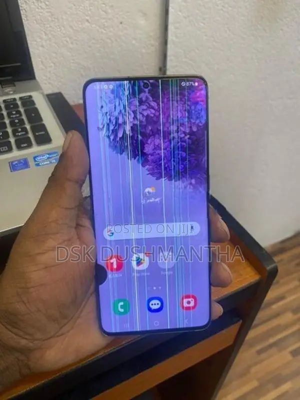Samsung Galaxy S20+ (Used)