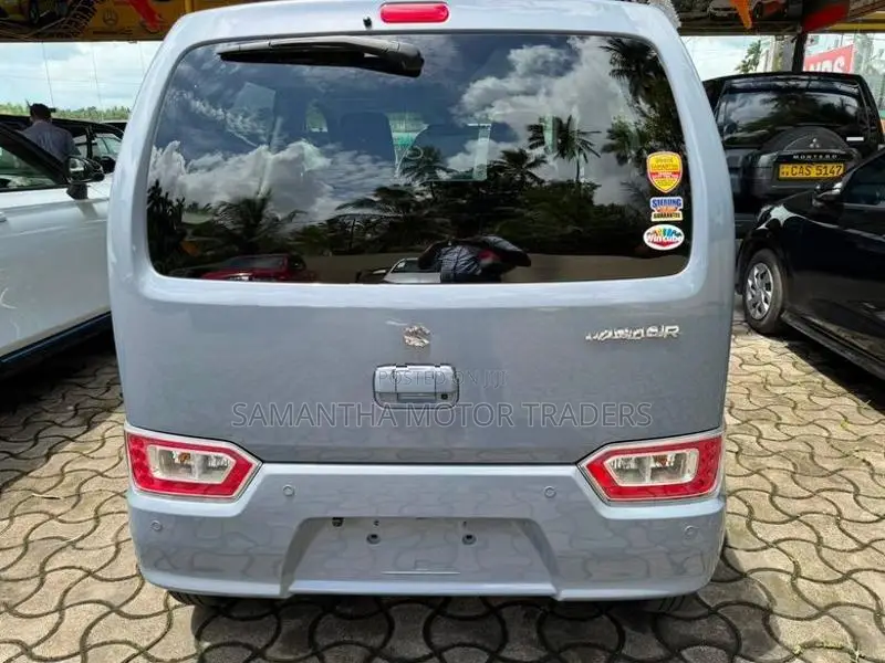 Suzuki Wagon R FX Petrol 2024
