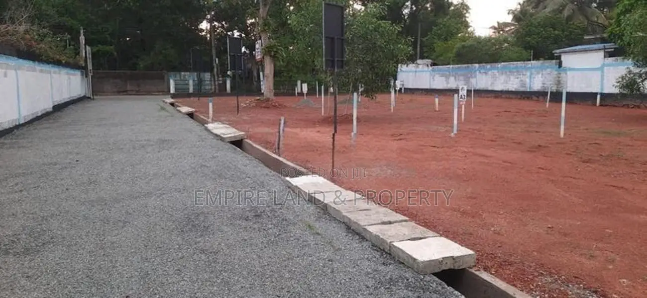 Super Luxury Land for Sale in Ja Ela Near to Christ King College