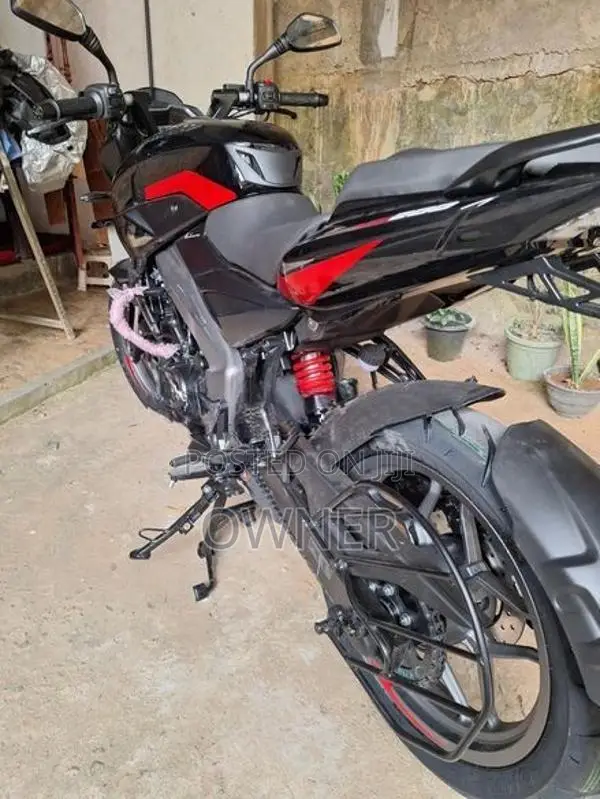 Bajaj Pulsar NS200 2026