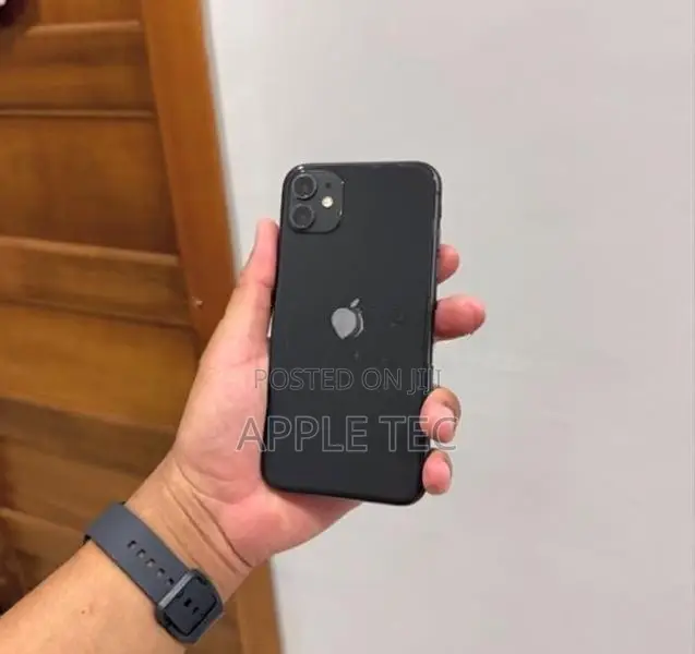 Apple iPhone 11 128GB (Used)