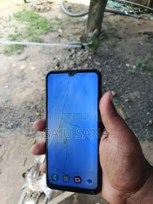 Samsung Galaxy M13 4GB 64GB (Used)