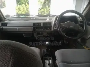 Nissan AD Wagon 1987