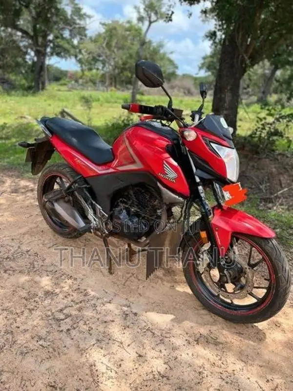 Honda CB Hornet 2020