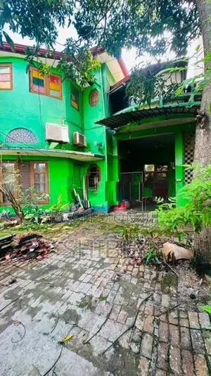 Land with House for Sale in Colombo 03