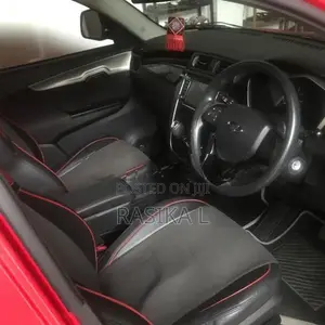 Mahindra KUV 100 2021