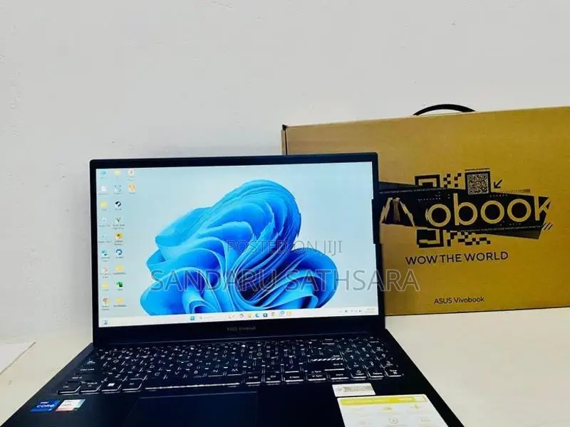 Asus Vivobook 15 16GB RAM 512 GB NVME SSD