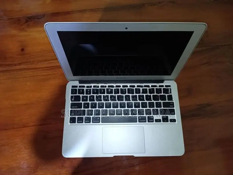 Apple Air Macbook 2013 Mid