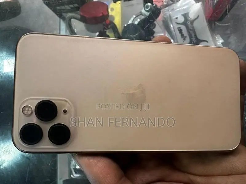 Apple iPhone 11 Pro (Used)