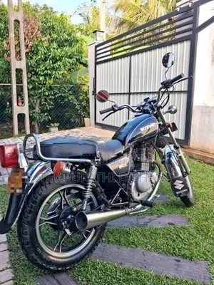 Suzuki GN 125 2002