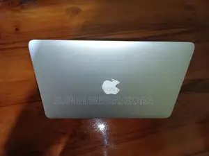 Apple Air Macbook 2013 Mid