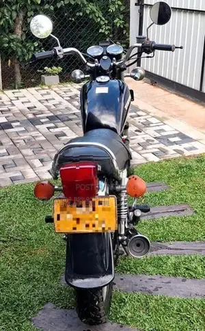 Suzuki GN 125 2002
