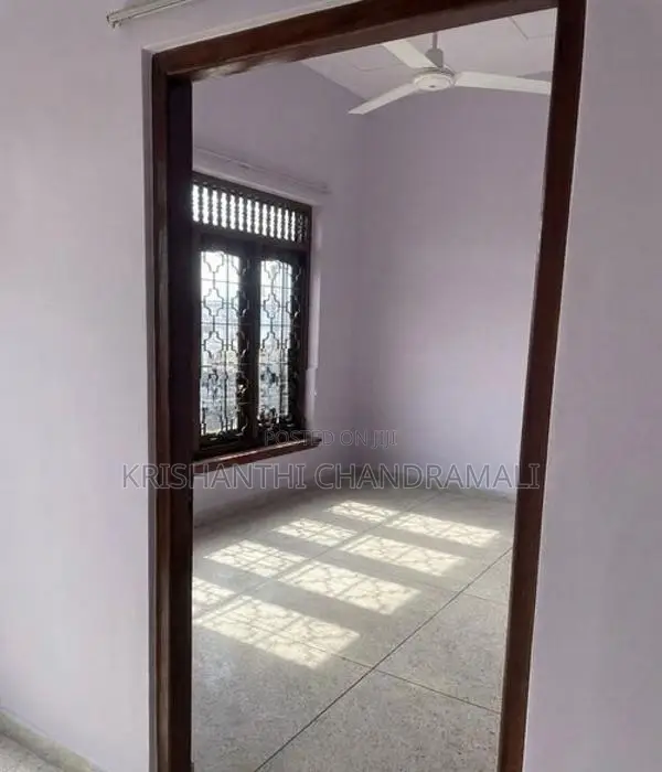 Upstairs Office for Rent in Peliyagoda