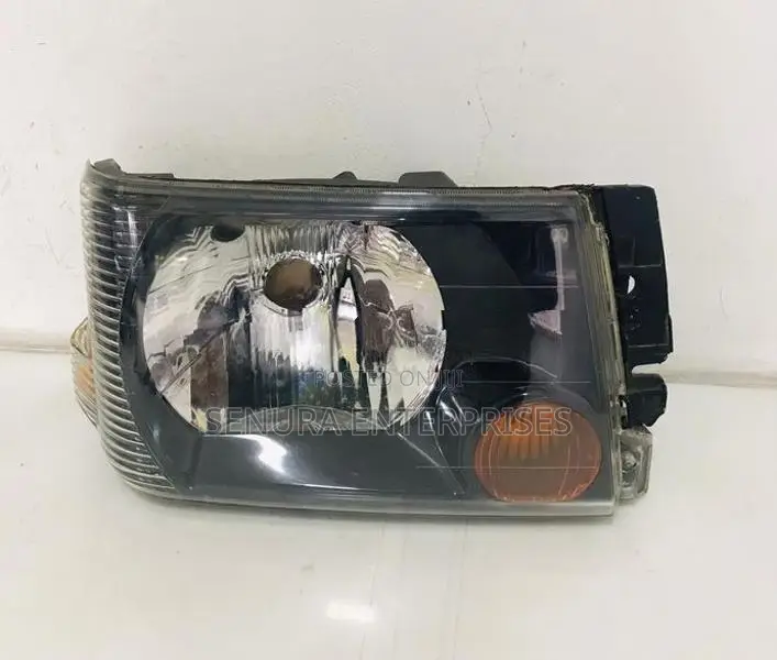 Mitsubishi Minicab U61 Head Light Rh