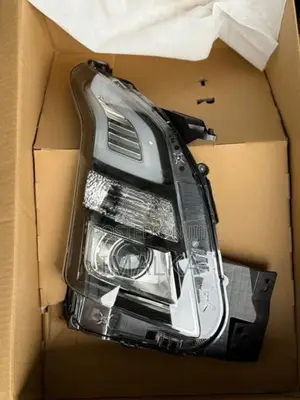 Stingray Headlight New RH