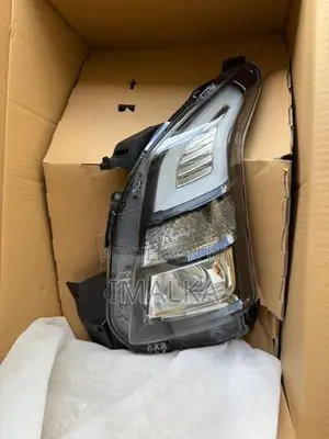 Stingray Headlight New RH