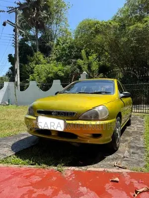 Kia Rio 2001