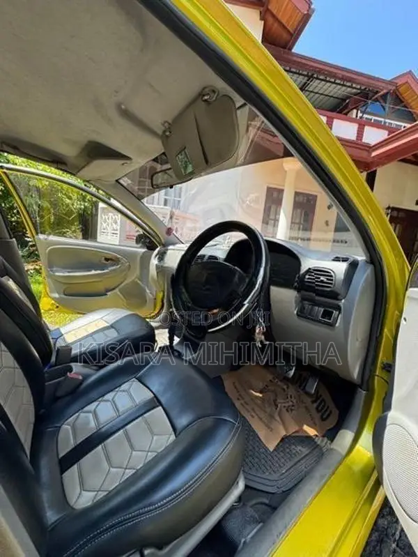Kia Rio 2001