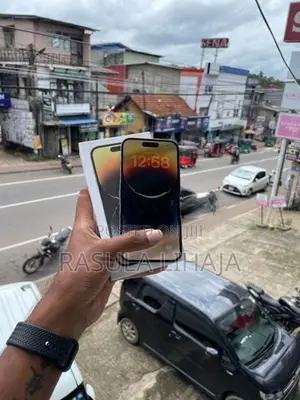 Apple iPhone 14 Pro 256GB (Used)