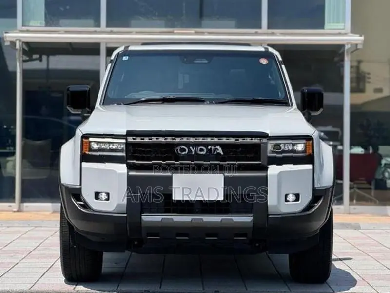 Toyota Land Cruiser Prado 250VX PETROL 2026