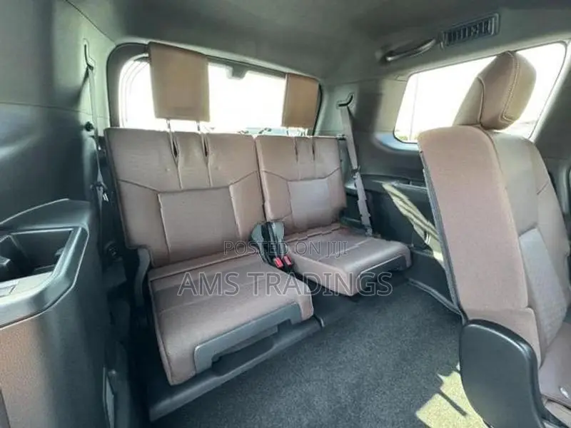 Toyota Land Cruiser Prado 250VX PETROL 2026