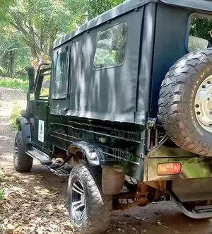 Mahindra Bolero Maxi Truck Plus 2015