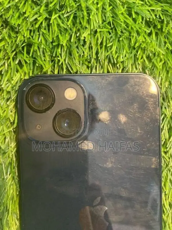 Apple iPhone 13 (Used)