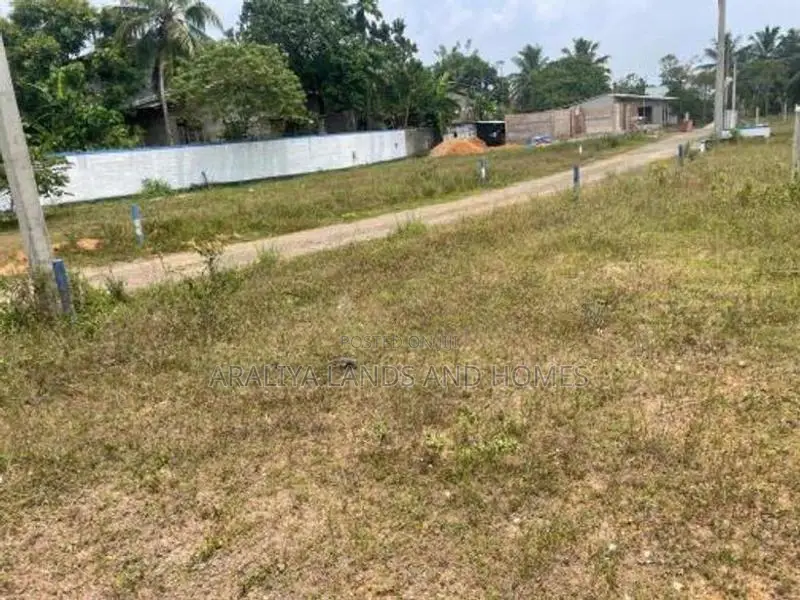 Residential Land For Sale In Watareka Meegoda