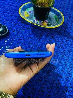 Samsung Galaxy A50 (Used)