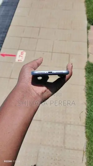 Apple iPhone 11 (Used)
