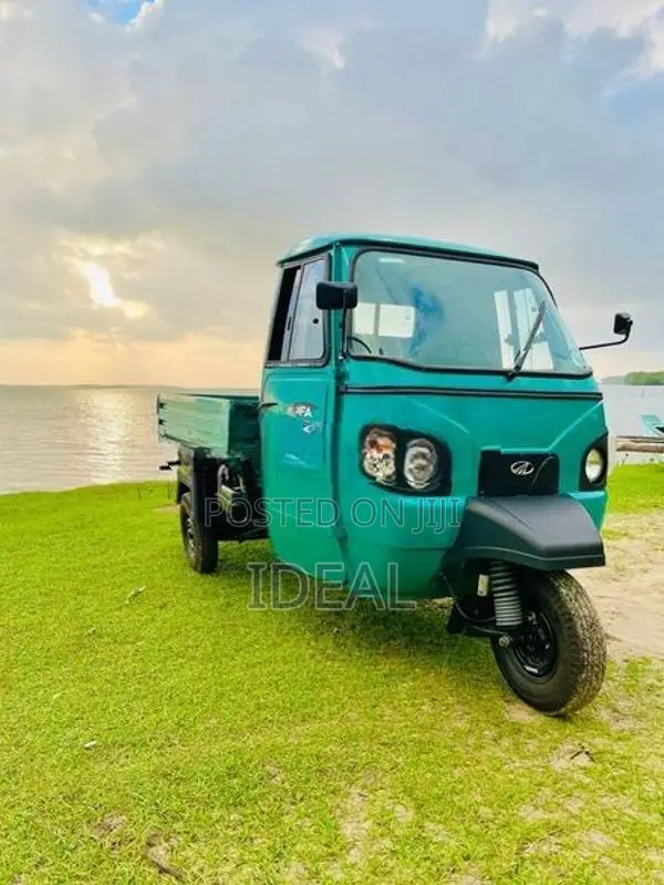 Mahindra Alfa Load Career 2026