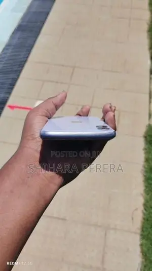 Apple iPhone 11 (Used)