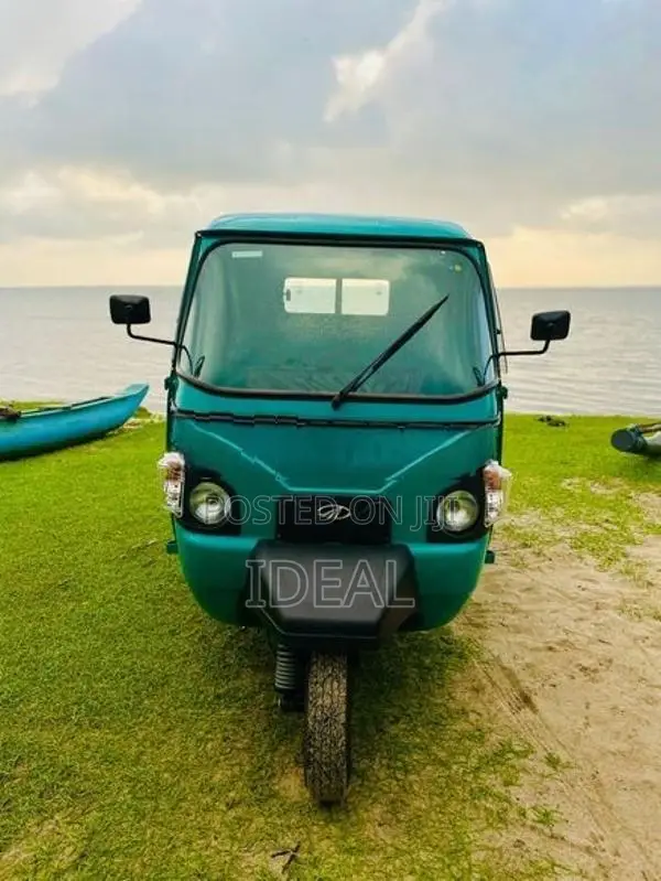 Mahindra Alfa Load Career 2026