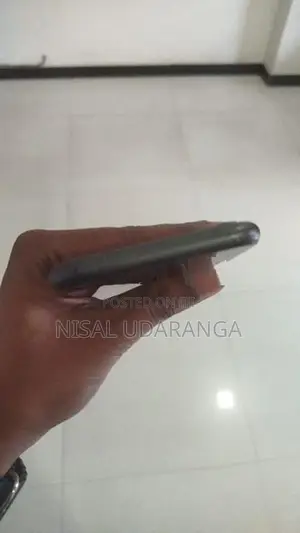 Apple iPhone 11 (Used)