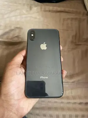 Apple iPhone X (Used)