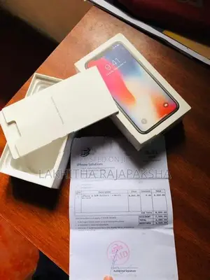 Apple iPhone X (Used)
