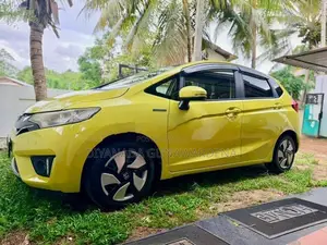 Honda Fit GP5 2015